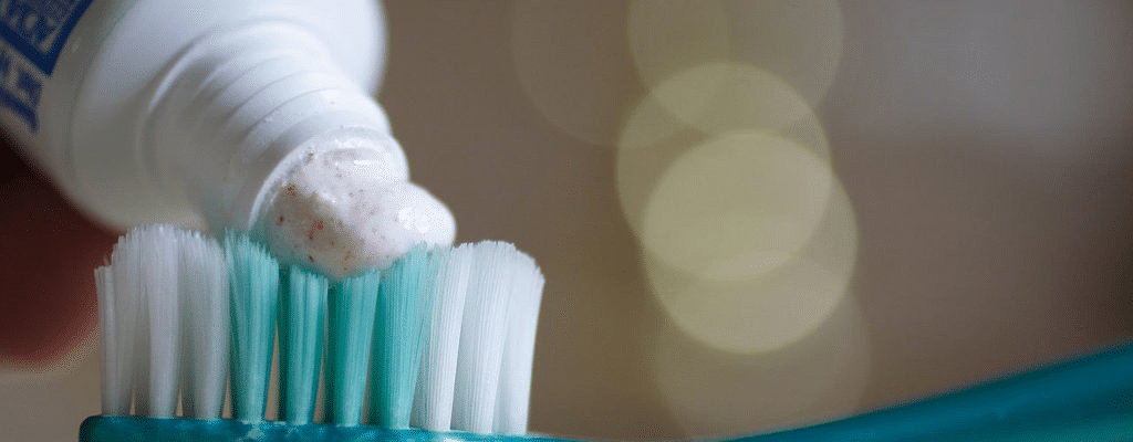 Sredstva za održavanje oralne higijene - četkica za zube